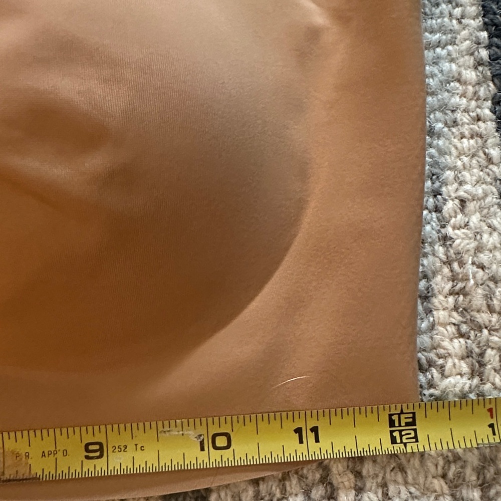 NWT EBY Seamless Warm Tan Bra - Picture 2 of 9